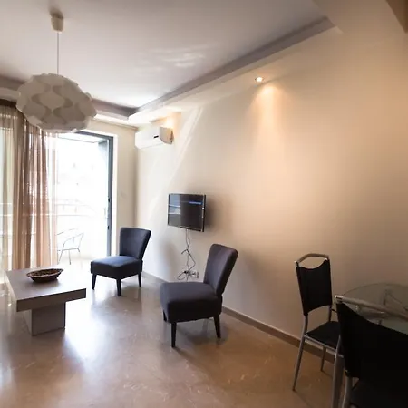 Dioskourion Foinikoudes Appartement *